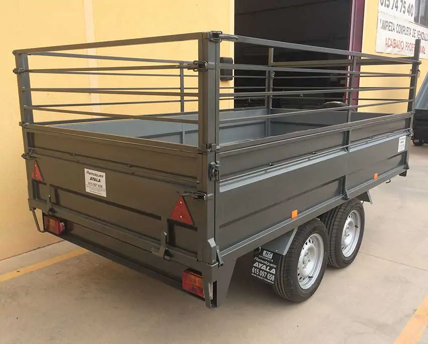 Rimorchio 2 assi 3.000 x 1.700 x 500 ruote sotto – MMA 750 kg