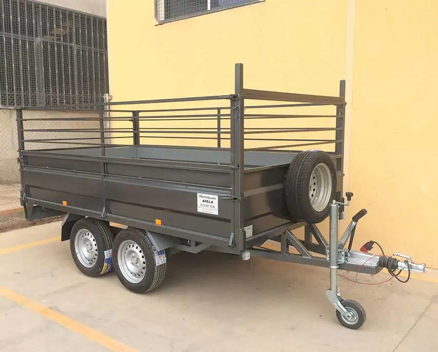 Rimorchio 2 assi 3.000 x 1.700 x 500 ruote sotto – MMA 750 kg